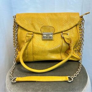 Yellow studded snakeskin-textured faux leather handbag gold-tone chain straps